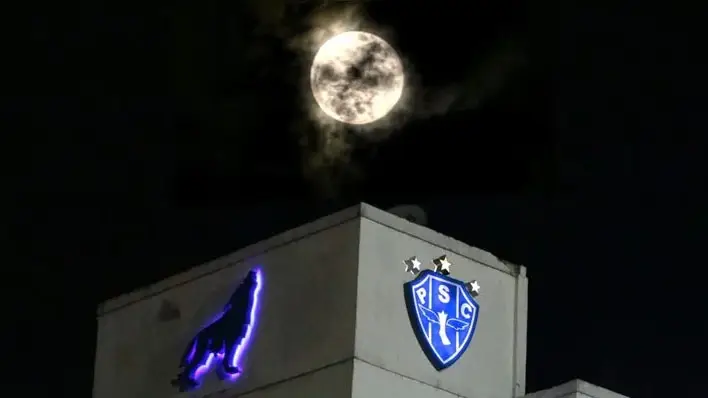 Salve, Fiel Bicolor! Em noite de sexta-feira 13, o Lobo precisa fazer algo para reagir na Série B do Campeonato Brasileiro. Os bicolores recebem o Botafogo-SP e precisam vencer a qualquer custo