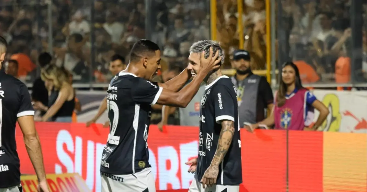 O Clube do Remo venceu o Athletic-MG por 3 a 1, na noite deste sábado, 18, no Baenão, pela 33ª rodada da Série B