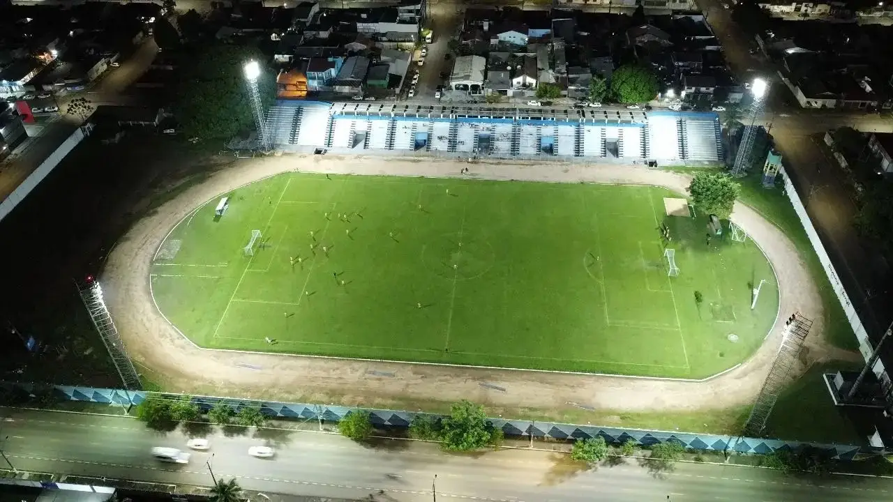 O Estádio Aluízio Ferreira, ou simplesmente conhecido como Aluizão, foi inaugurado em 1957 e tem capacidade para 7 mil torcedores. Ele está localizado na cidade de Porto Velho, em Rondônia.